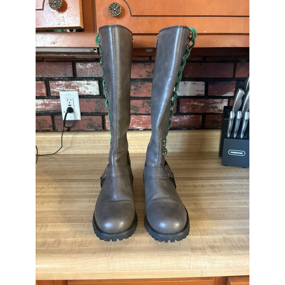 Dream Apparel Women's Boots Size 11 Brown Like New Condition Never Worn